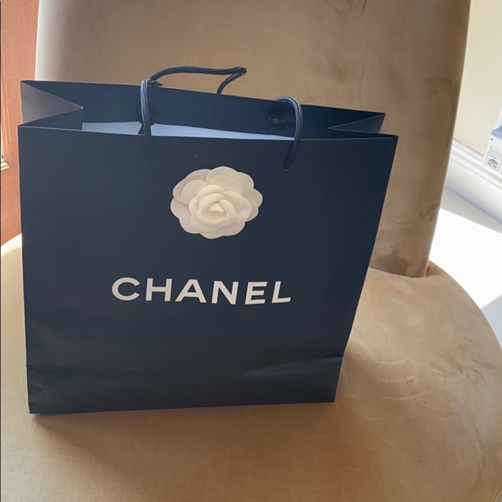 Channel paper bag